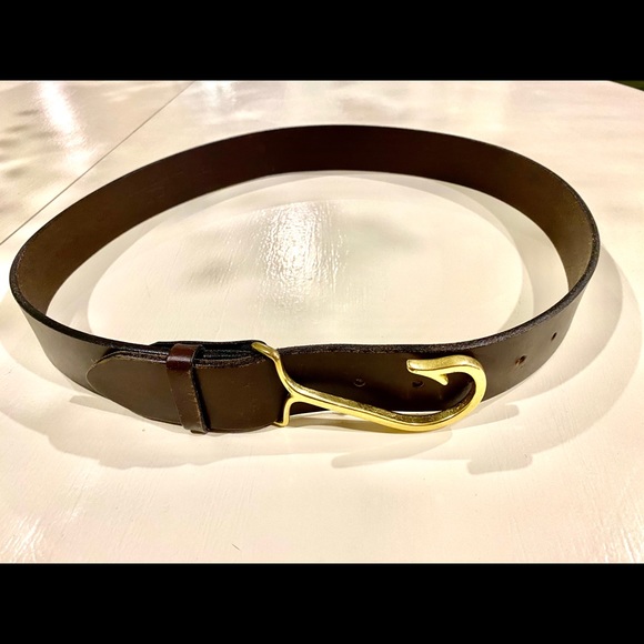 Vineyard Vines Other - Vineyard Vines Fishhook Leather Belt